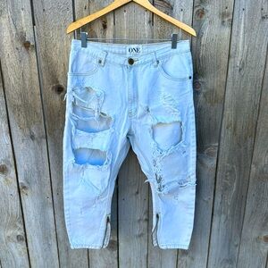 One Teaspoon Barrel Leg Torn Jeans. Low rise. Size 27.